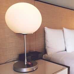 Ball bedside lamp